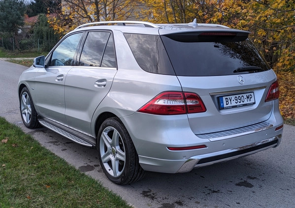 Mercedes-Benz ML cena 89900 przebieg: 181000, rok produkcji 2012 z Nekla małe 191